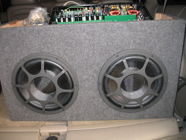 低音炮安装大图