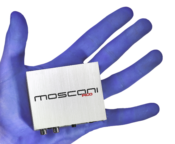 MOSCONI PICO 2功放大小对比图