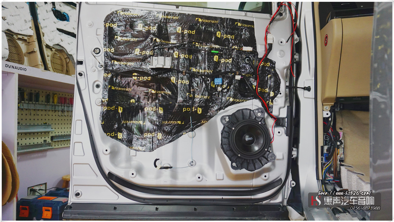 丰田埃尔法 改装史泰格ST650C中低音喇叭安装
